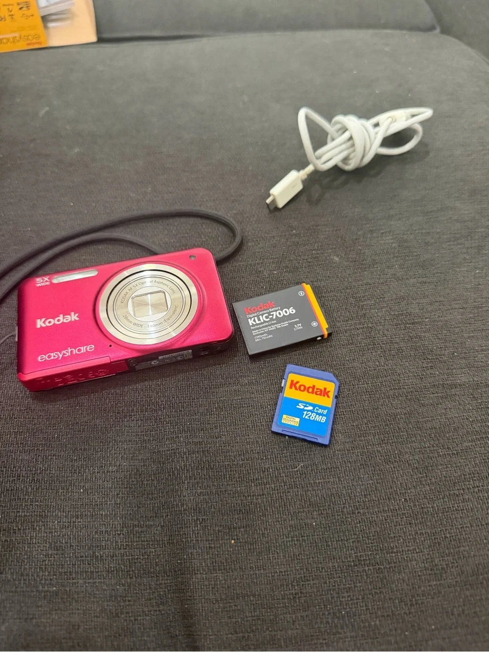 Kodak EasyShare Compact Digital Camera - Pink Metallic